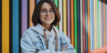 Woccu ​​lança programa de bolsas para mulheres e jovens profissionais