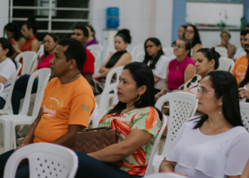 Cooperativa educacional promove encontro sobre prevenção da violência nas escolas