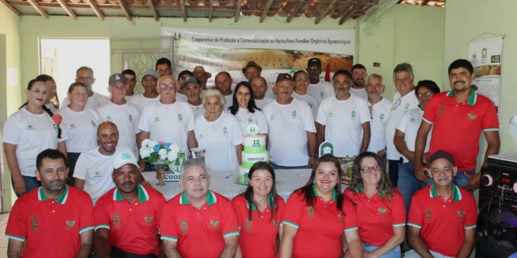 Produtos sustentáveis e valorização do agricultor são pilares de cooperativa no Sertão de Pernambuco