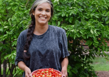 Jovens criam cooperativa de produção agroecológica e orgânica no Ceará