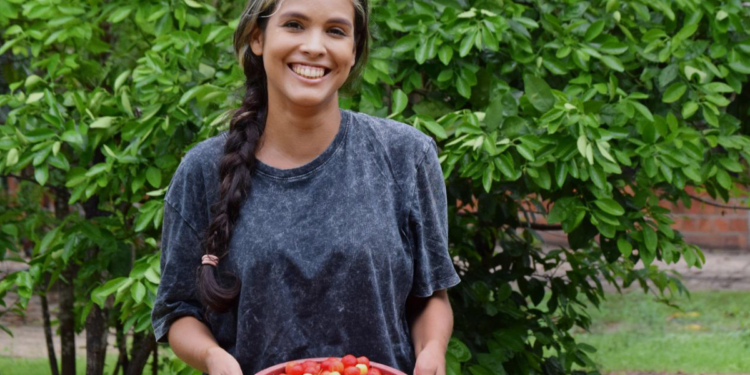 Jovens criam cooperativa de produção agroecológica e orgânica no Ceará