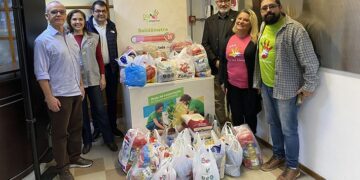 Sistema Ocergs doa mais de 200 quilos de alimentos para entidades carentes