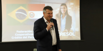 Cooperativa recebe comitiva do Paraguai para imersão no cooperativismo brasileiro