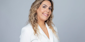 Ana Cristina Rosa é empresária e autora