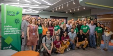 Cooperativa conquista troféu de destaque em inovação no programa BRDE Labs 2023