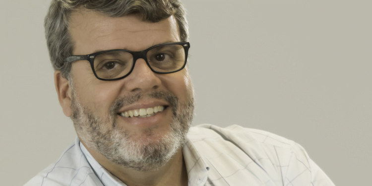 Fernando Gomes é Diretor Comercial da Office Total