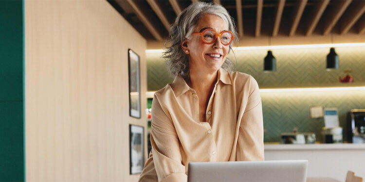 Instituição financeira cooperativa cria linhas de crédito específicas para mulheres