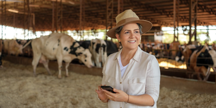 Instituição financeira cooperativa aposta no público feminino para alavancar o financiamento rural