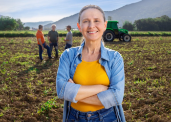 Instituição financeira cooperativa expande crédito rural para a agricultura familiar