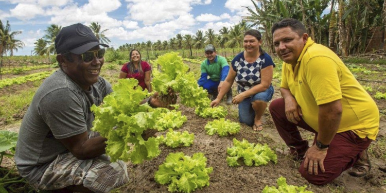 Governo da Paraíba firma parceria para incentivar cooperativas de agricultores