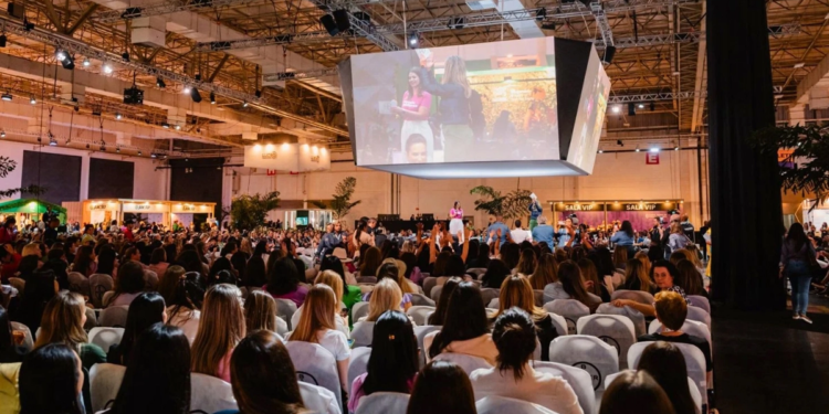 Congresso Nacional das Mulheres do Agronegócio reforça a importância da voz feminina para conquistar o mundo 