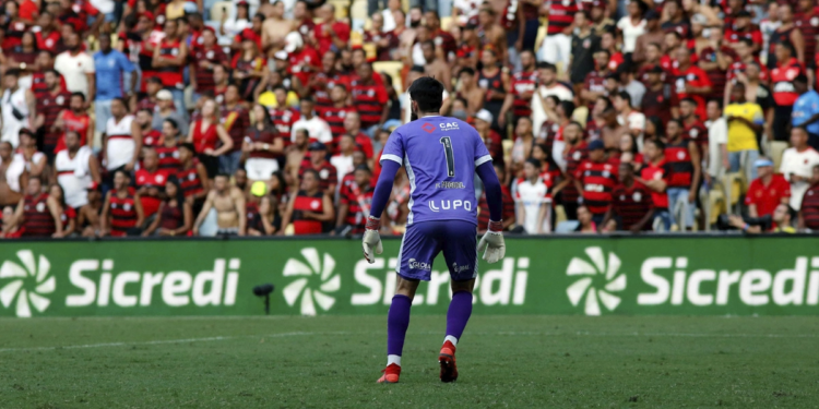 Cooperativa segue como title sponsor fortalecendo futebol masculino e feminino