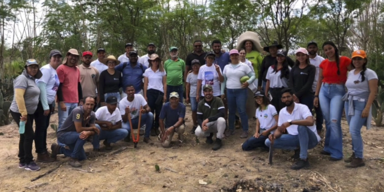 Cooperativistas participam de seminário de diversidade em universidade