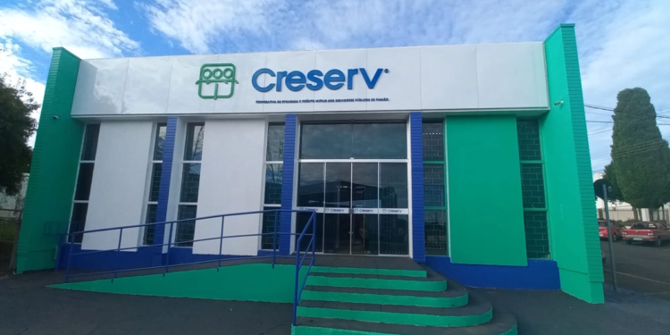 Sistema CrediSIS acelera expansão com a filiação da Creserv Pinhão e fortalece presença no Sul do Brasil