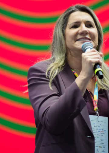 Tania Zanella é superintendente do Sistema OCB