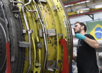 Economia brasileira cresce 3,4% em 2024, maior alta desde 2021