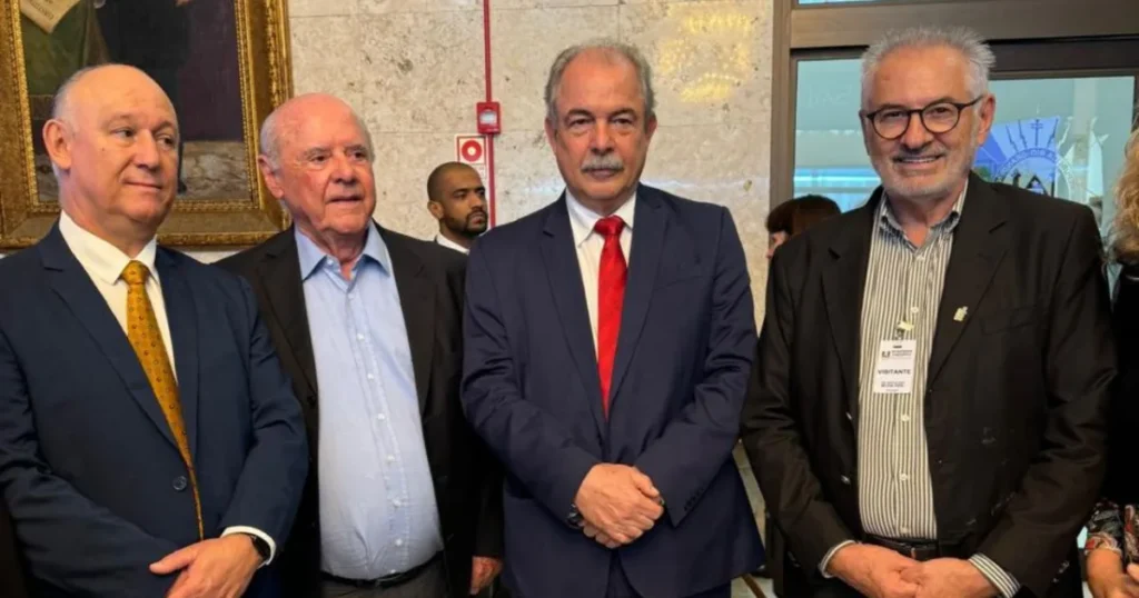 Sistema Ocergs apresenta propostas ao BNDES para apoiar cooperativas gaúchas 2 1 13 4