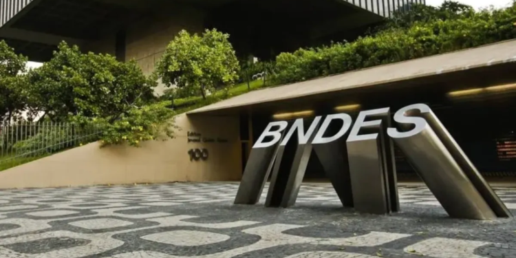 Sistema Ocergs apresenta propostas ao BNDES para apoiar cooperativas gaúchas