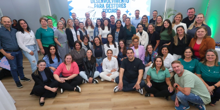 SESCOOP/SC lança trilha de desenvolvimento para gestores sociais das cooperativas catarinenses