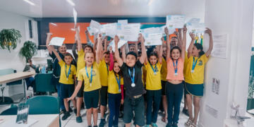 Instituição financeira cooperativa realiza encontro para dar início a Projetos Educacionais