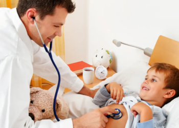 Hospital Pediatria de cooperativa de saúde celebra um ano de dedicação à saúde infantil