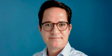 Cezar Almeida é autor do livro Líder Trekking: O Executivo e o Professor no Vale do Pati