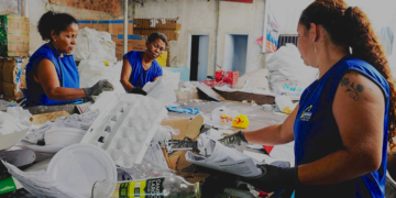 Indústria investe no fortalecimento de cooperativas de coleta seletiva