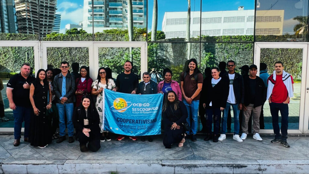 Com apoio do Sistema OCB/GO, cooperativas de reciclagem participam do Congresso Nacional de ESG 3 OCB GO