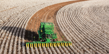 Ministério da Agricultura apresenta programas e reforça parceria com cooperativismo agropecuário de SC