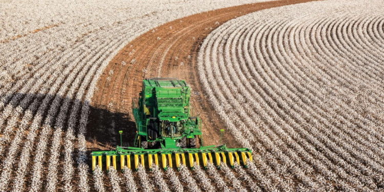 Ministério da Agricultura apresenta programas e reforça parceria com cooperativismo agropecuário de SC