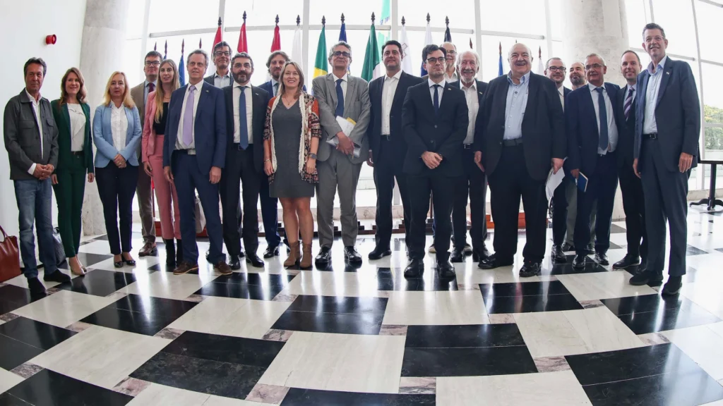 Paraná fortalece parcerias com União Europeia em sustentabilidade, inovação e cooperativismo 2 Parana UE