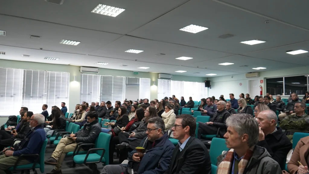 Sistema Ocergs discute participação do cooperativismo nas ações de atenção ambiental em Fórum 2 54613249844 ce71ea210b o copiar
