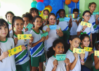 Cooperativa financeira impacta mais de 26 mil crianças e jovens em ação de educação financeira