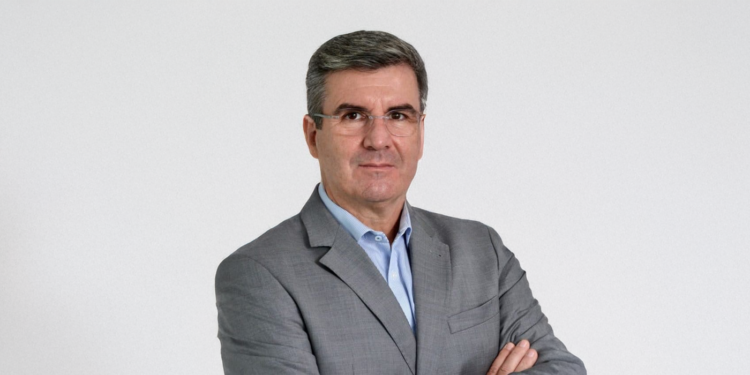 Elias Rogério da Silva é Presidente da Diebold Nixdorf no Brasil