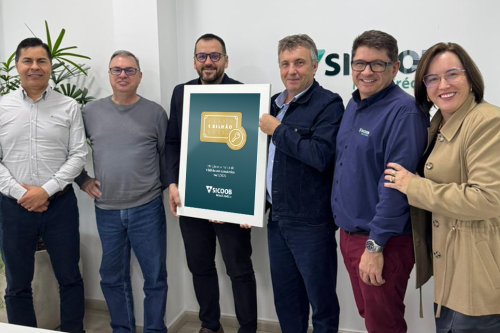 Cooperativa catarinense alcança a marca de R$ 1 bilhão em consórcios transformando realidades 2 Foto Ascom Sicoob MaxiCredito r7hr09k13o95owjyhfnvtykdwhijp1oakb2yojlrlu copiar