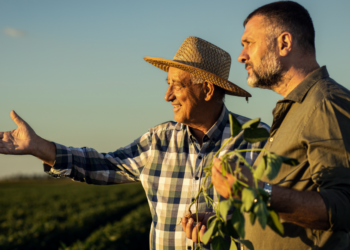 Cooperativa financeira francesa celebra 140 anos e reafirma compromisso com produtores agrícolas