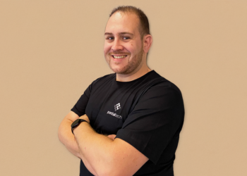 Como usar gatilhos comportamentais para elevar as vendas? -  Luiz Correia é Head Comercial na Pontaltech