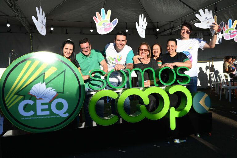 Município goiano reúne 4,5 mil pessoas em evento para celebrar o cooperativismo local 3 OCBQUIRINOPOLIS 131 768x511 copiar
