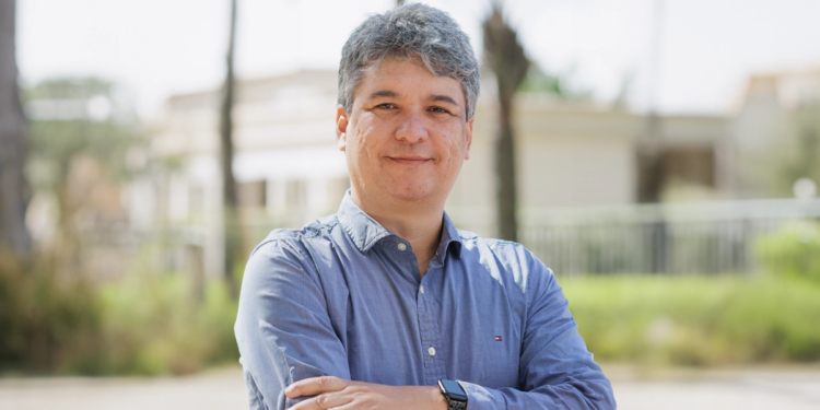 Felipe Almeida é Diretor Comercial da ABC71