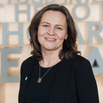 Cooperativismo financeiro se consolida como pilar para o desenvolvimento internacional 2 Angelina Tracy copiar