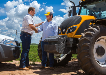 Cooperativas impulsionam negócios na agropecuária paulista durante evento com governo e parlamentares