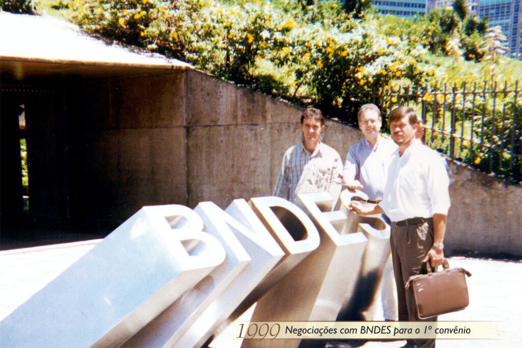 Cresol visita ao BNDES 1996 1