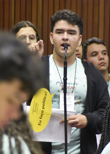 Frentes Parlamentares de Empreendedorismo e Cooperativismo promovem capacitação para jovens amazonenses