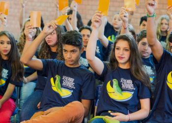 Jovens discutem empreendedorismo cooperativo durante encontro em Nova Petrópolis