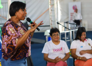 Cooperativa de saúde curitibana promove rede de apoio e oportunidades profissionais em novo projeto de capacitação feminina