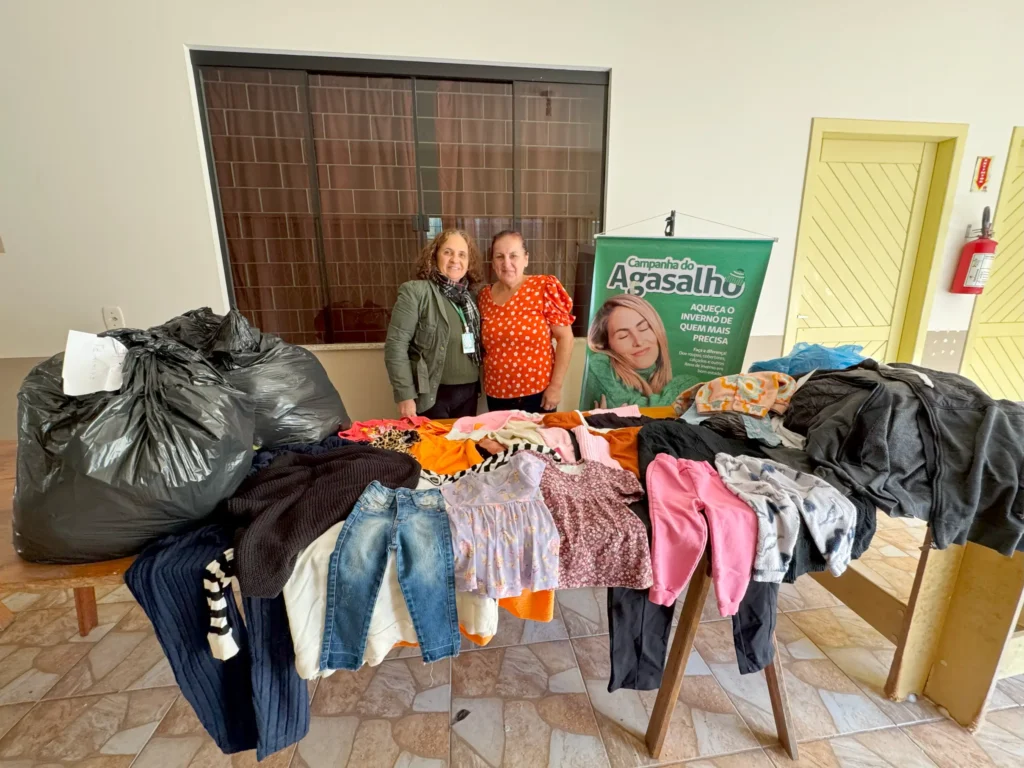 Campanha do Agasalho organizada por cooperativa de saúde gaúcha arrecada mais de 600 peças 2 Unimed Brusque realiza entregas da Campanha do Agasalho 3 copiar