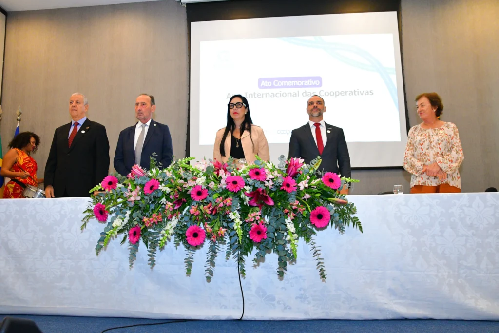 Cooperativismo baiano celebra Ano Internacional na Assembleia Legislativa 4 2025.08.11 Sessao Comemorativa do Ano Internacional das Cooperativas na ALBA 37 copiar