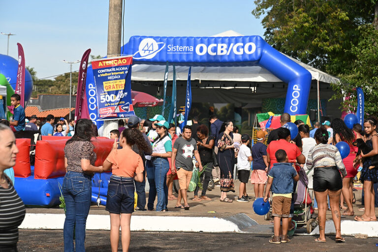 Ações alusivas ao Dia do Cooperativismo movimentam municípios goianos 3 54742636627 c4bdd4f991 c 768x513 copiar
