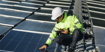 OCB/GO e Cooperativa de eletrificação inauguram usina fotovoltaica