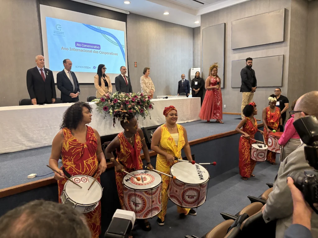 Cooperativismo baiano celebra Ano Internacional na Assembleia Legislativa 3 FOTO Sessao Comemorativa do Ano Internacional das Cooperativas na ALBA copiar